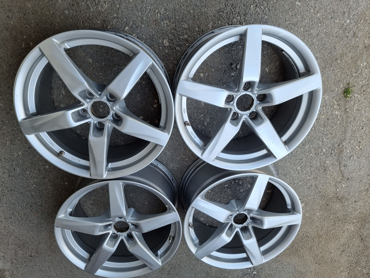 R17 Audi Mercedes Vw Skoda 5x112