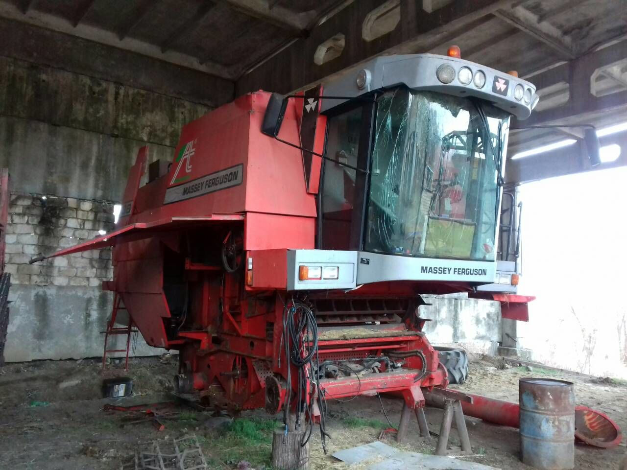 Продам запчасти для комбайна Massey Ferguson!!! foto 0