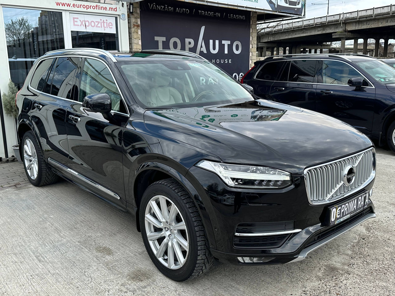 Volvo XC90 foto 1