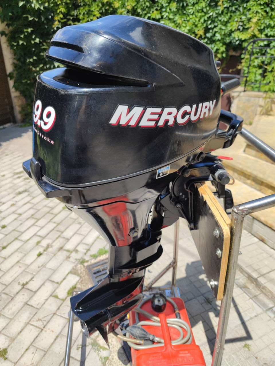 Mercury 9.9 4T foto 5