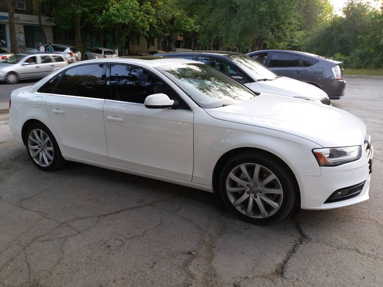 Прокат авто аренда chirie auto rent a car Audi,BMW, Volkswagen,Toyota, Lexus,Hyundai foto 0