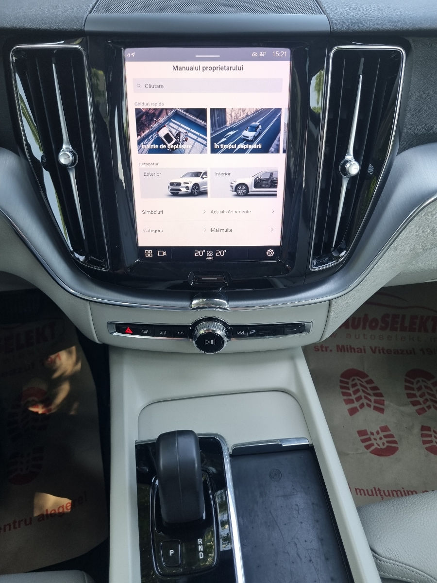 Volvo XC60 2021 photo 14