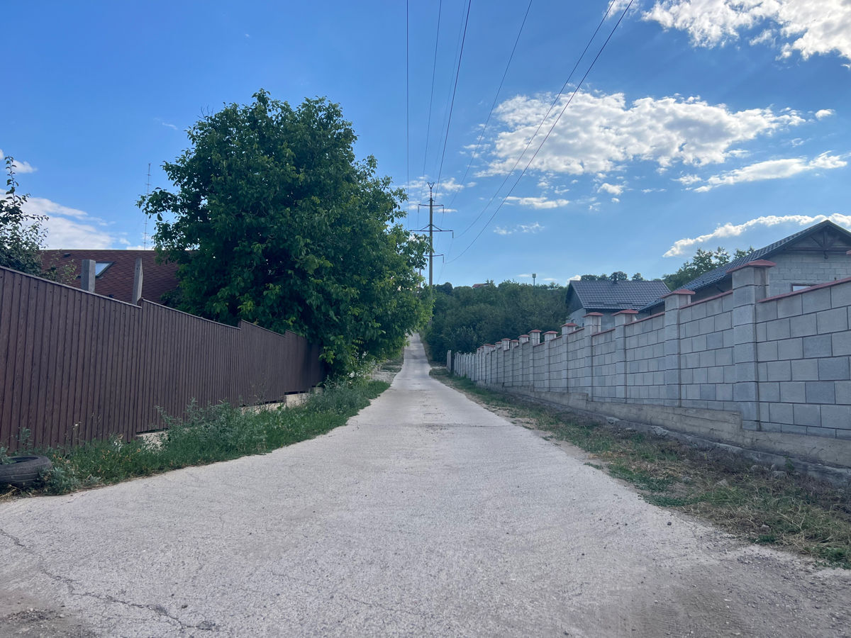 Lot de teren or. Codru