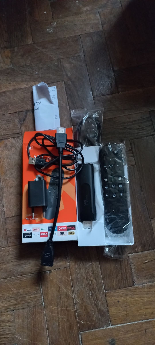 Приставка(tv stick ATV13)amlogic s905y4 фото 0