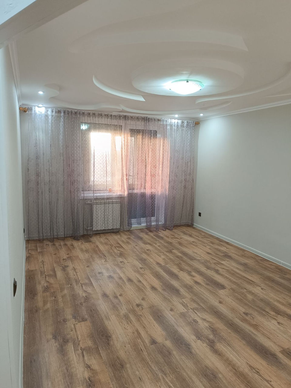 Apartament cu 2 camere,  Centru,  Dubăsari foto 0