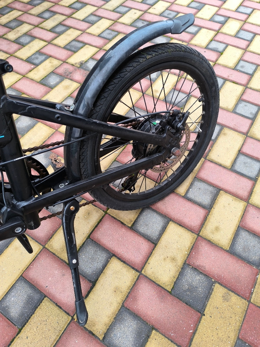 Bicicletă electrică foto 6