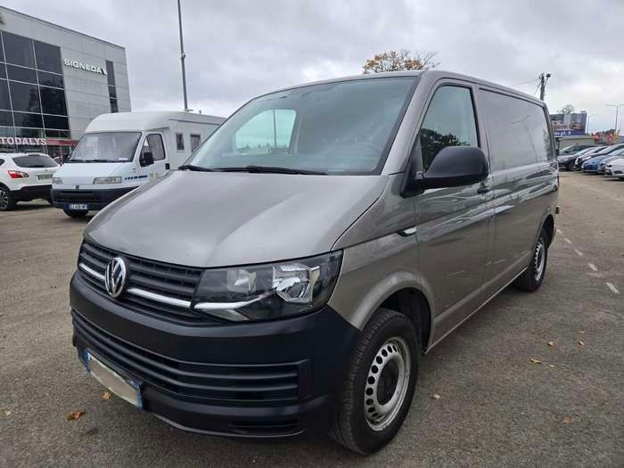Volkswagen Transporter 2017 г. с пробегом, Дизель, 10400 €