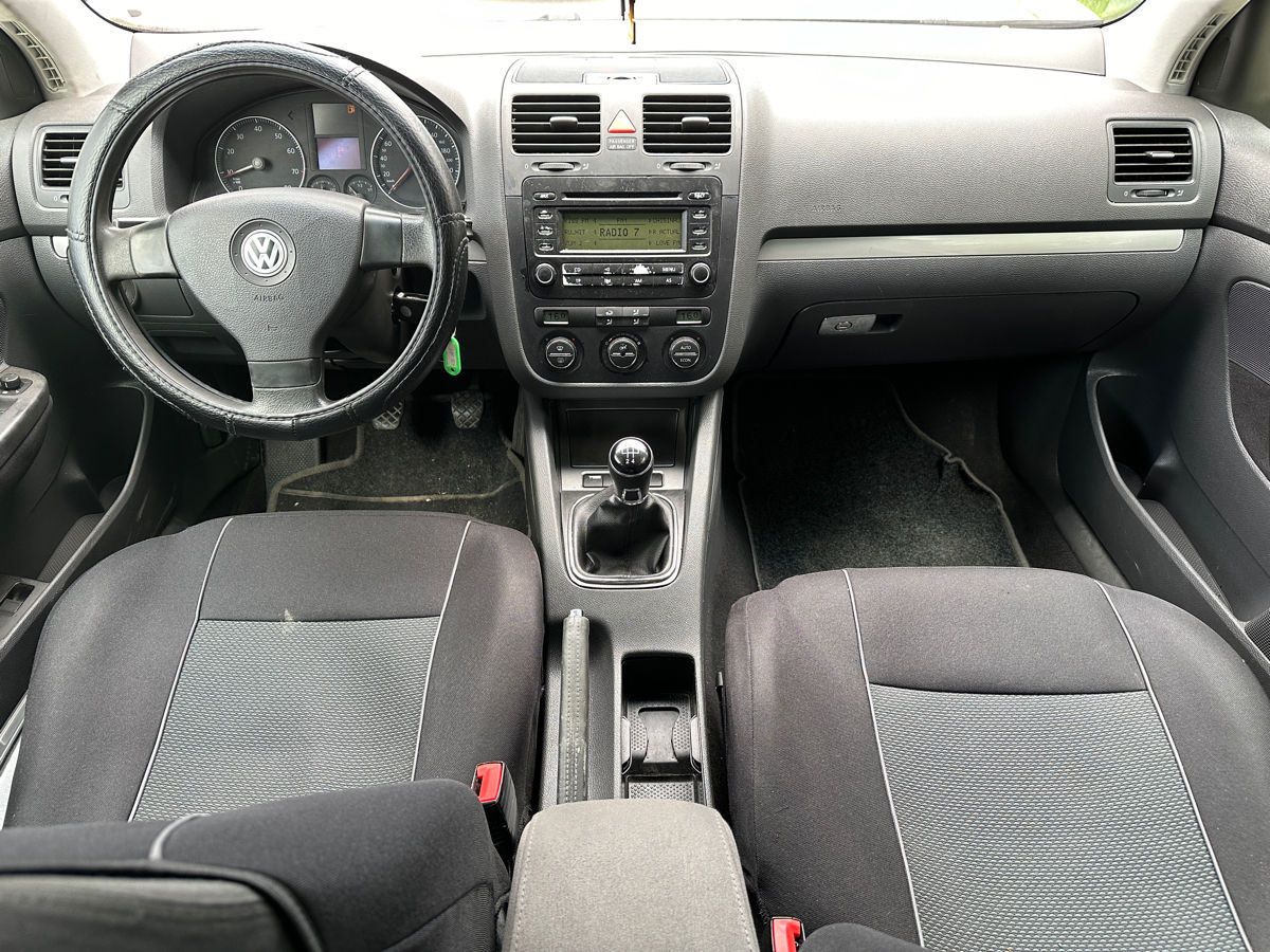 Volkswagen Golf foto 6