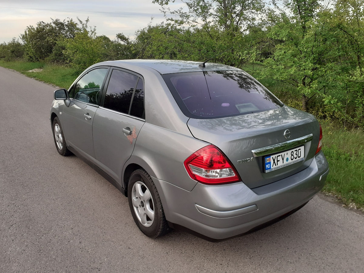 Nissan Tiida