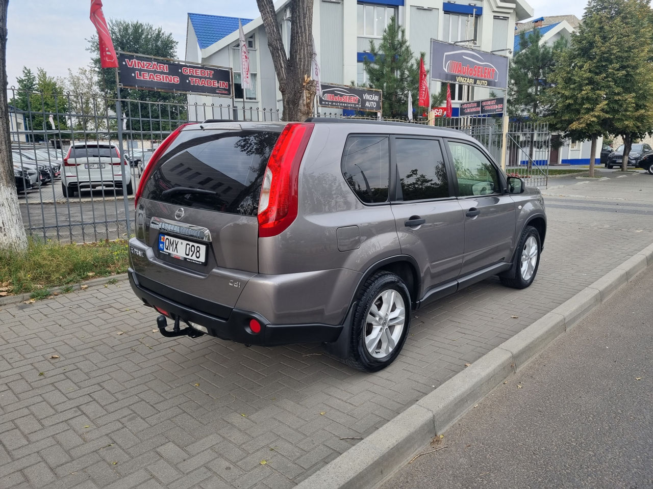 Nissan X-Trail foto 5