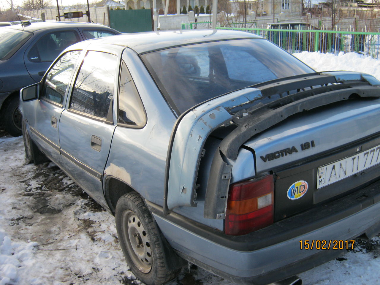 Piese Opel Vectra foto 2