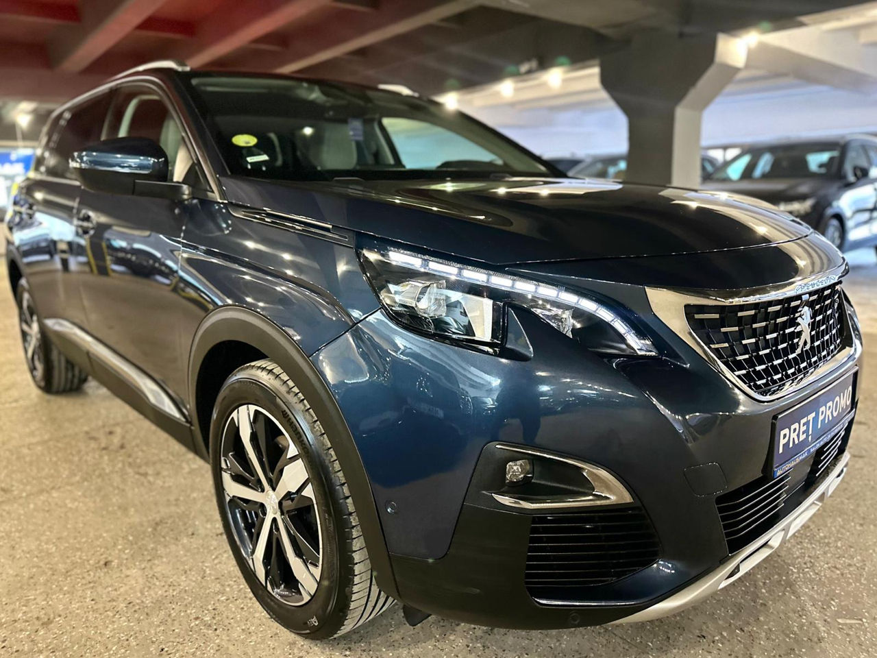 Peugeot 5008 фото 15