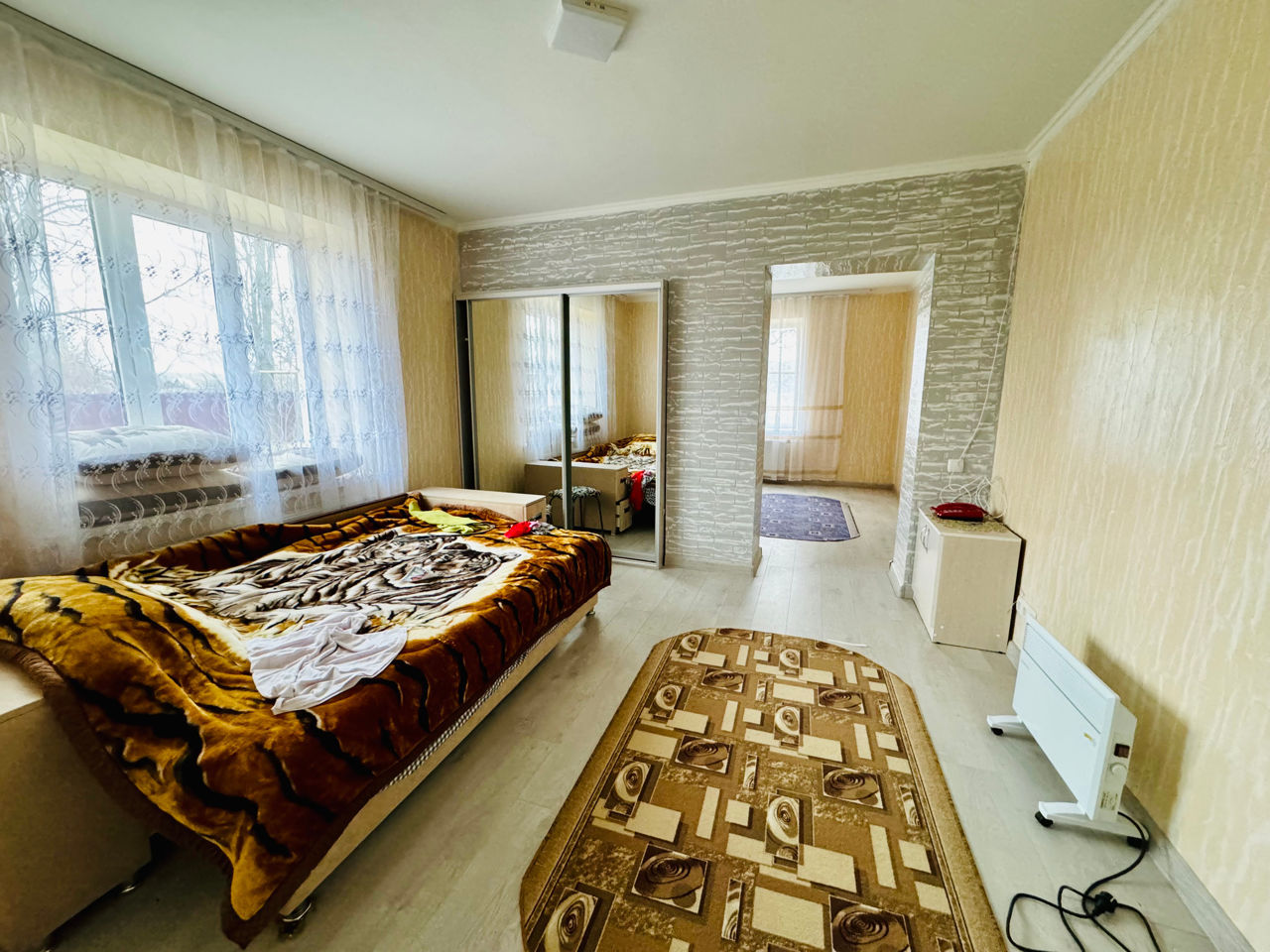 Sărata Galbenă, casă gata de trai, cu 5 odăi foto 5