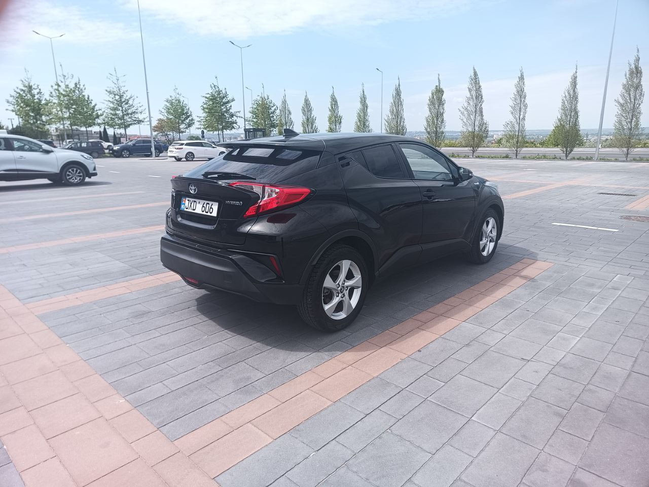 Toyota C-HR фото 7