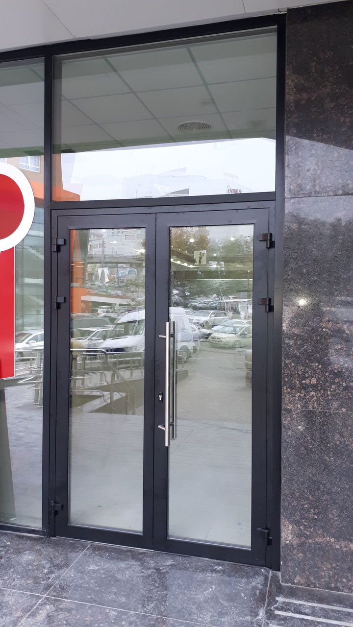 Ferestre, uși din aluminiu termomost. Окна, двери из алюминия. Fentres et portes en aluminium. foto 3
