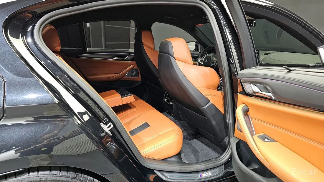 BMW M5 foto 9
