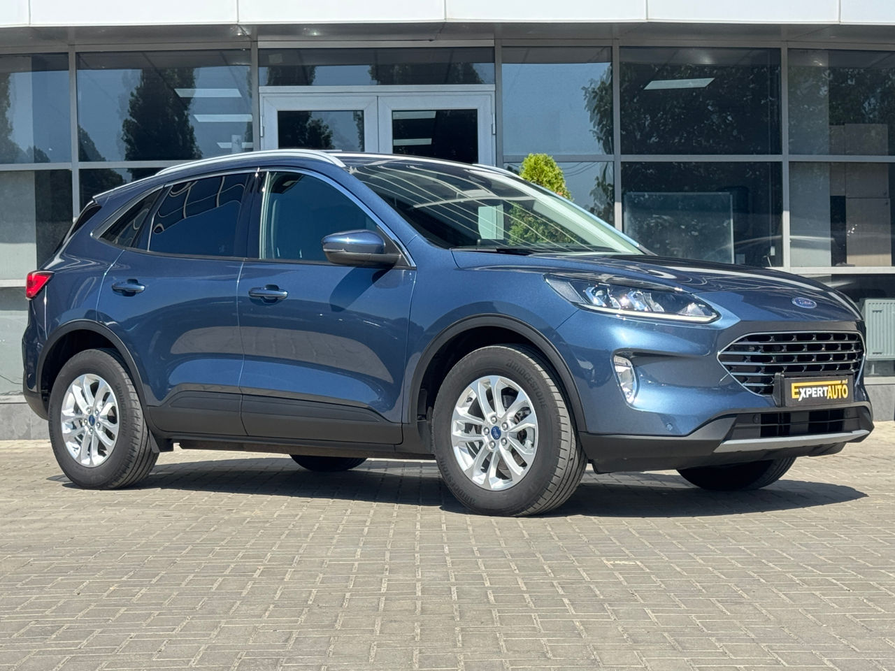Ford Kuga — fotografia 3