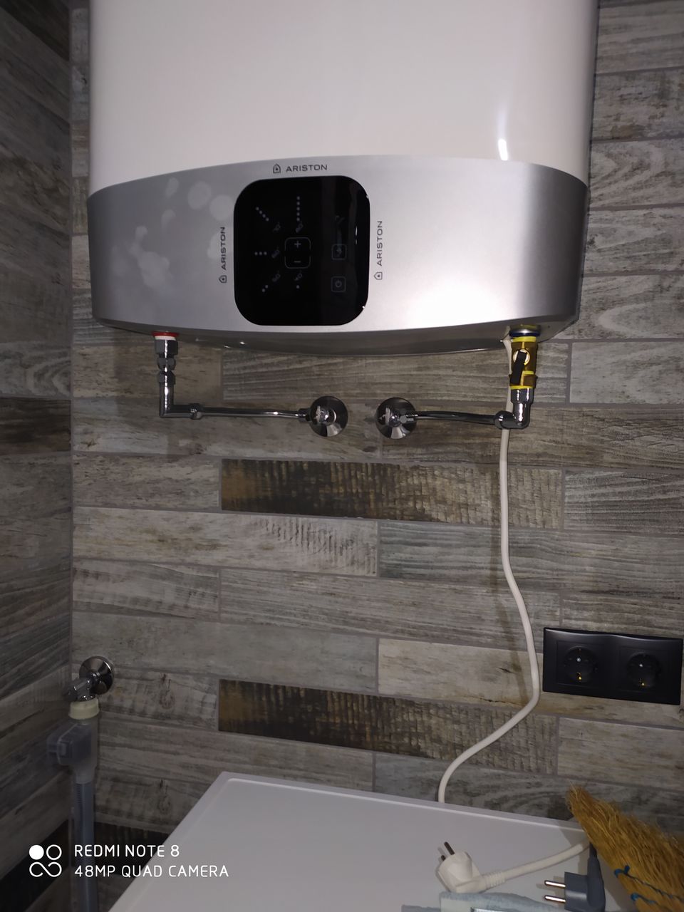 Сантехник; полипропиленовые трубы, металлопласт под пресс, качествено ...