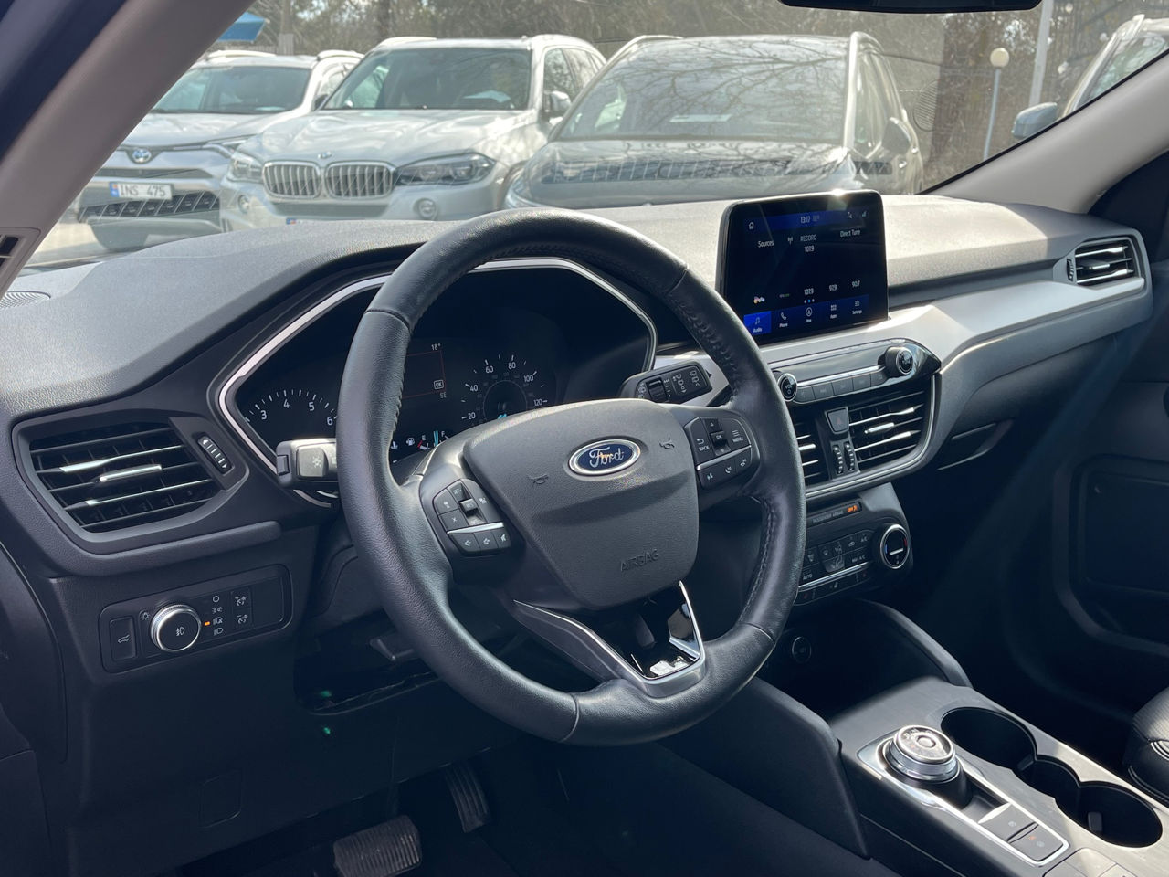 Ford Escape foto 6