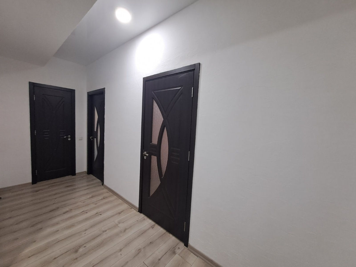 Apartament cu 2 camere, 60 m², Buiucani, Chișinău foto 12