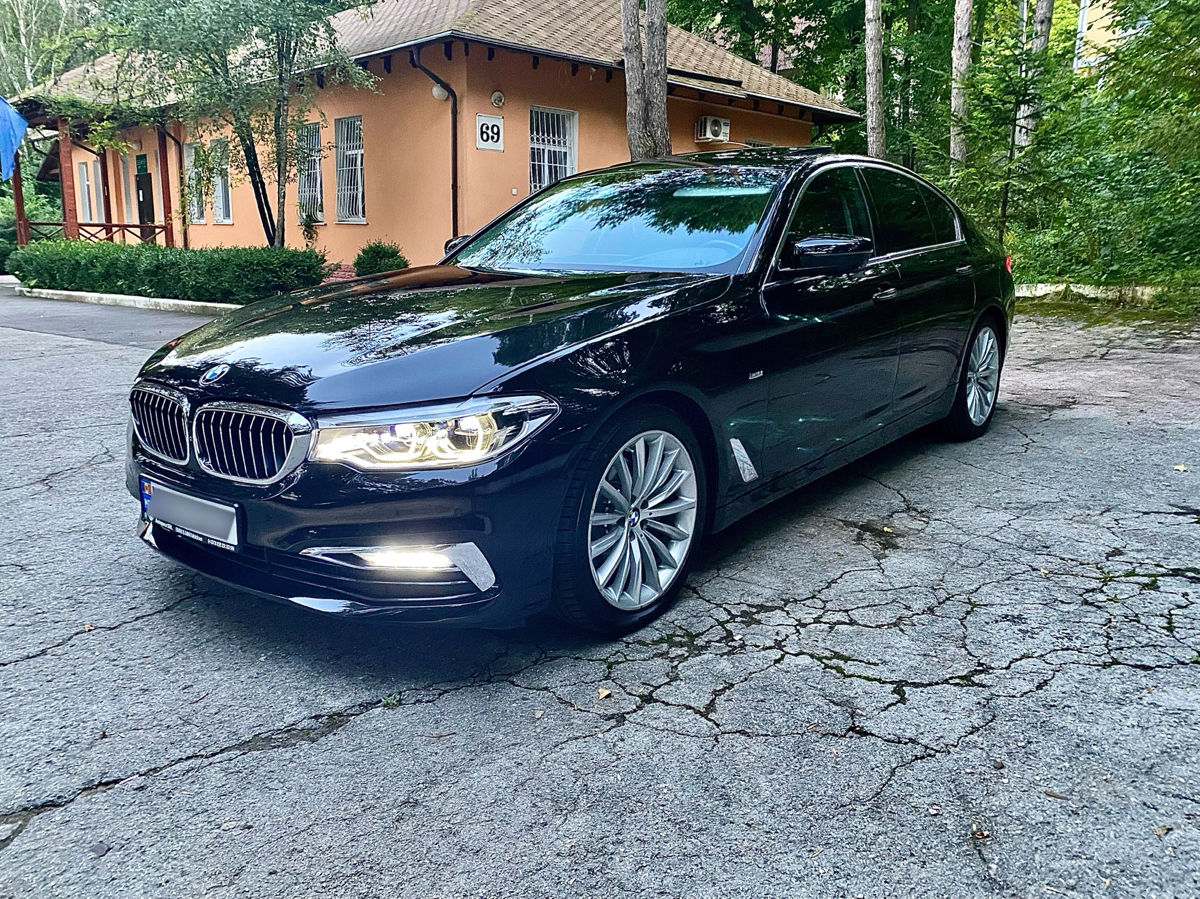 BMW 5 Series foto 1