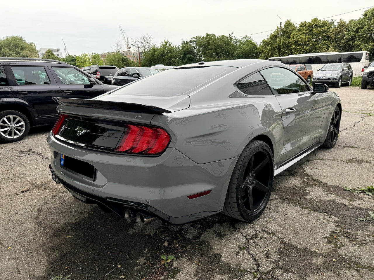 Ford Mustang фото 3