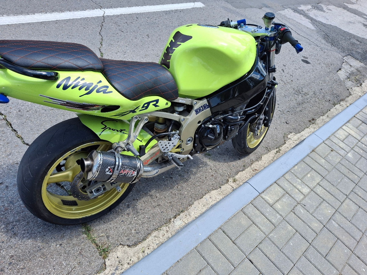 Kawasaki Z9