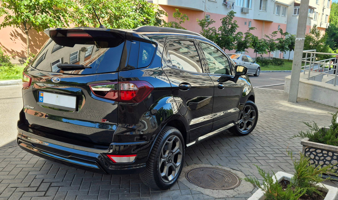 Ford EcoSport фото 4