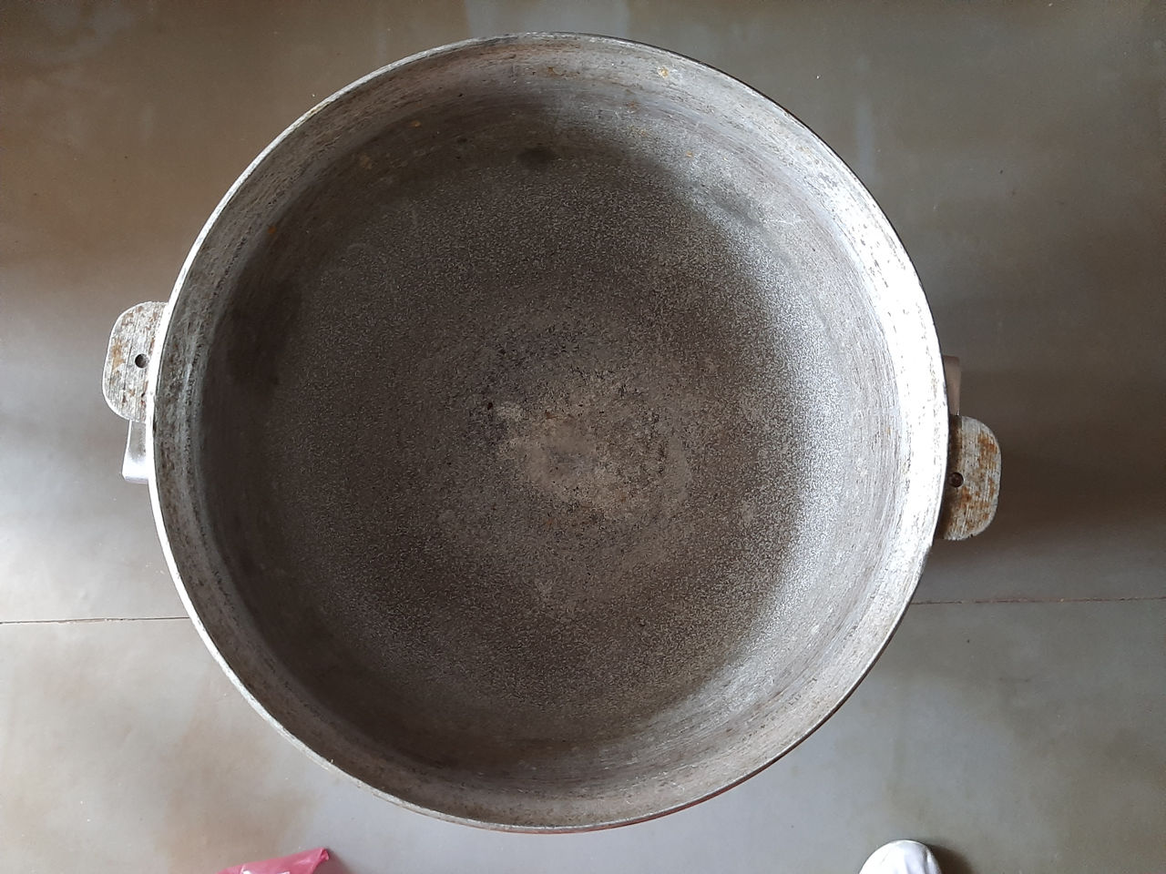 Кастрюля большая алюминиевая 18-19l cratita din aluminiu cu capac