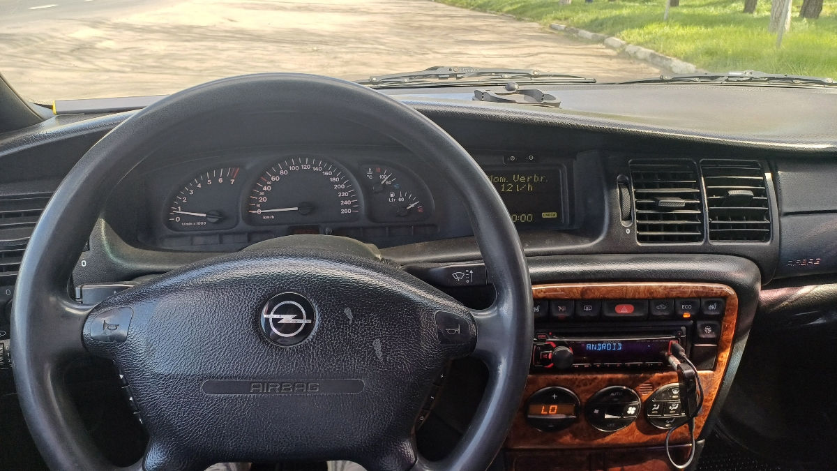 Opel Vectra фото 3