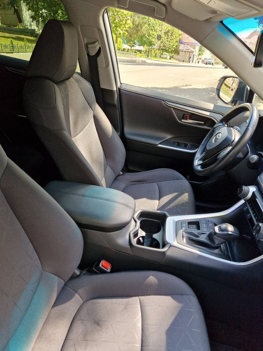 Toyota Rav 4 фото 7