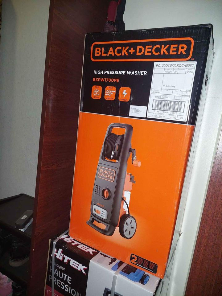 Karcher ce spală covoare - Un cadou ideal pentru soție, mamă, soră, nănașa, soacră. Nou in cutie. foto 3