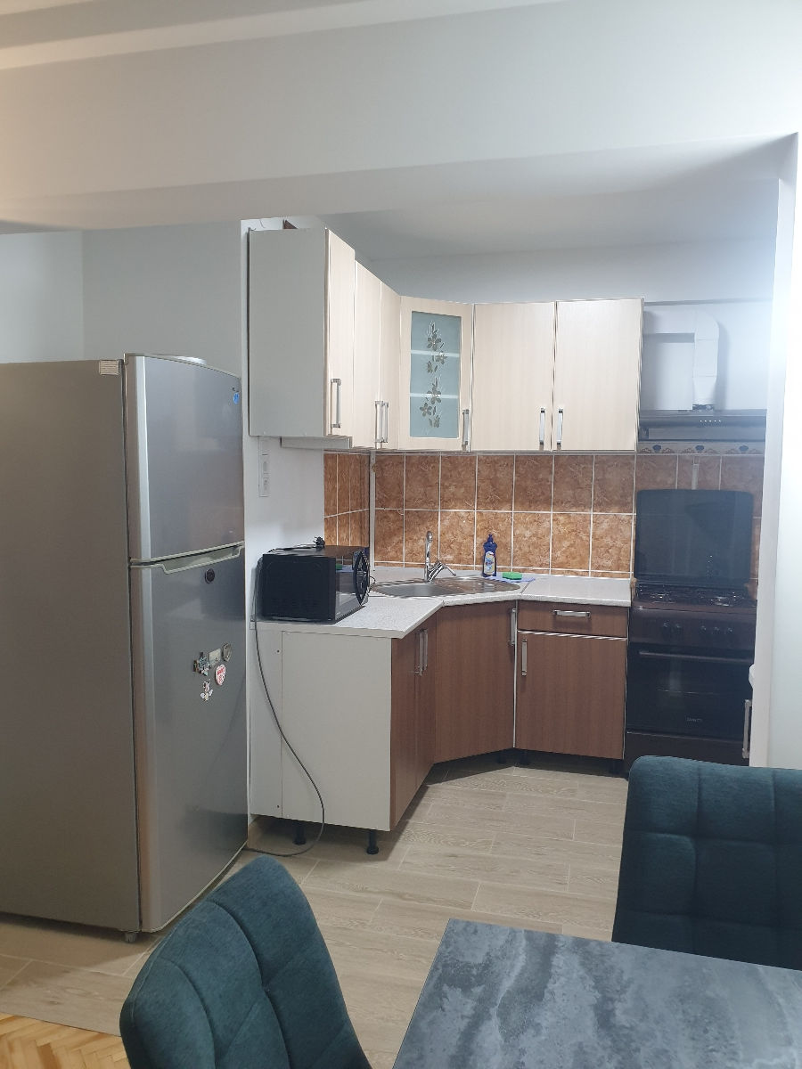 Apartament cu 2 camere, 57 m², Botanica, Chișinău foto 5