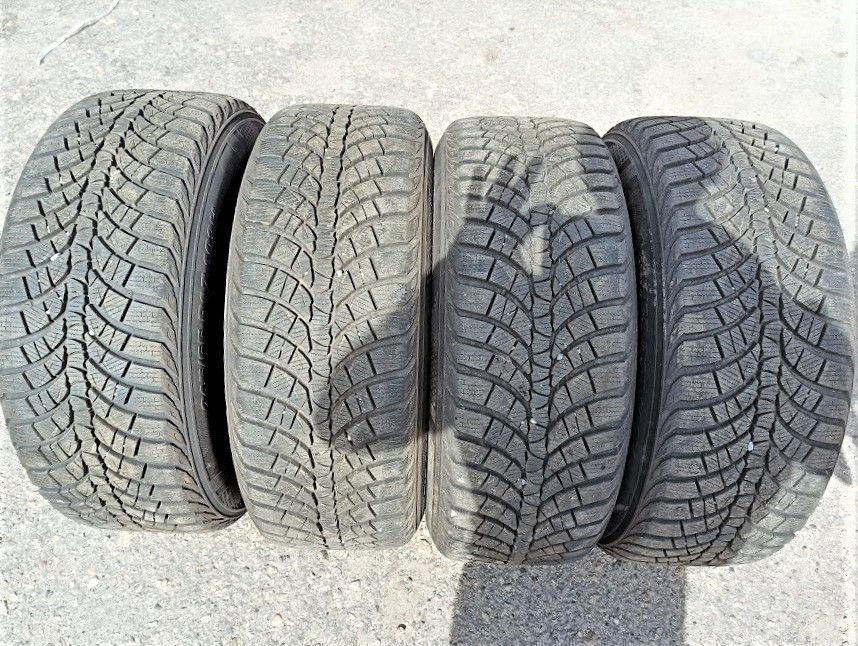 245 45 r19 Kumho