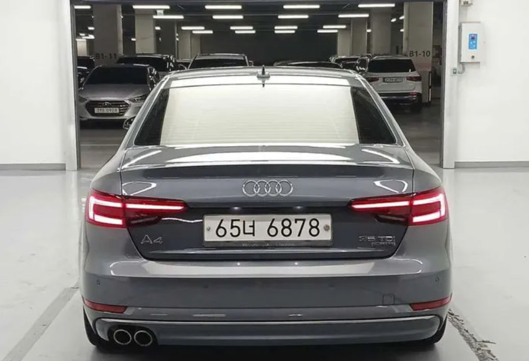 Audi A4 foto 1