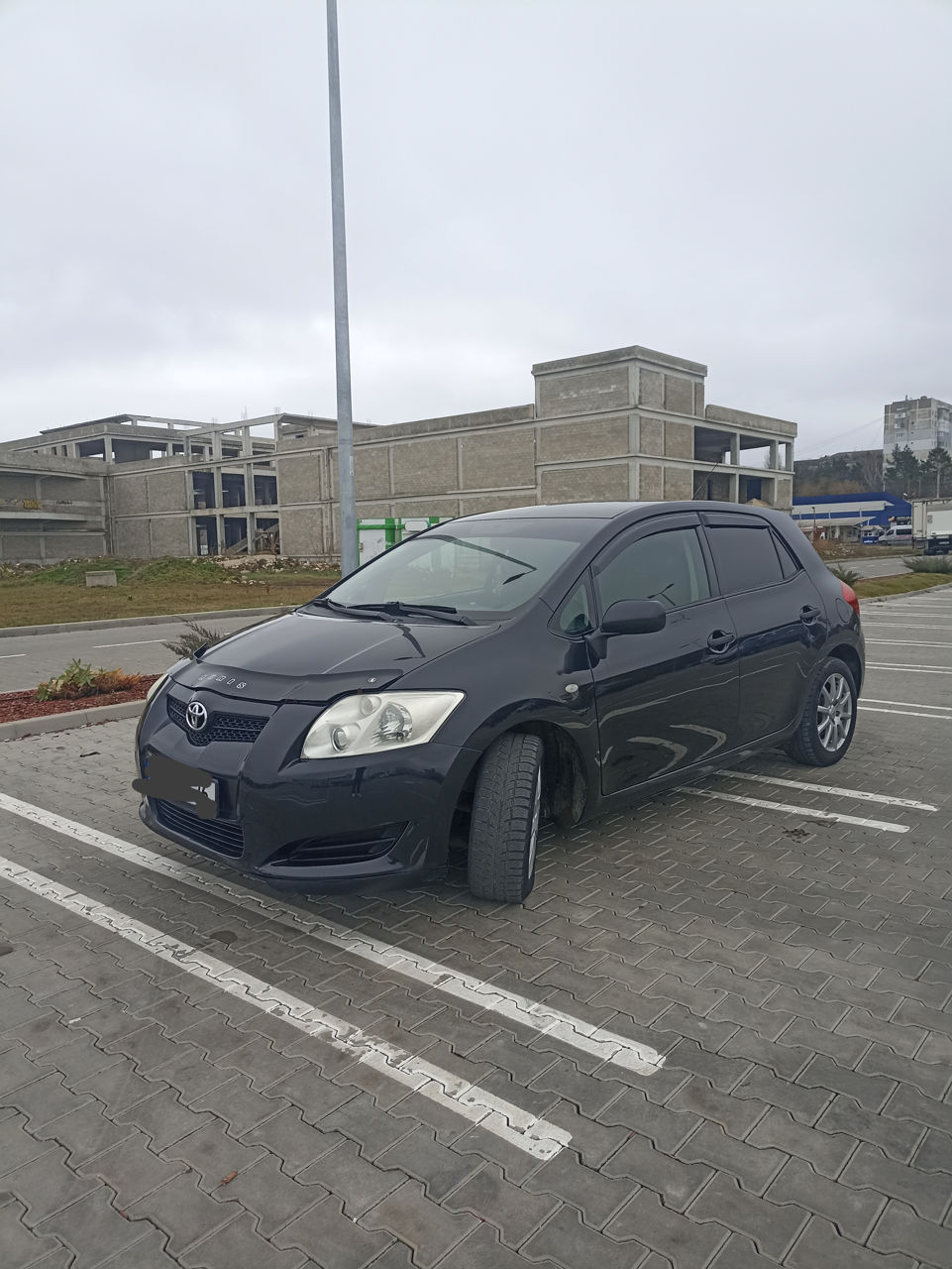 Toyota Auris foto 1