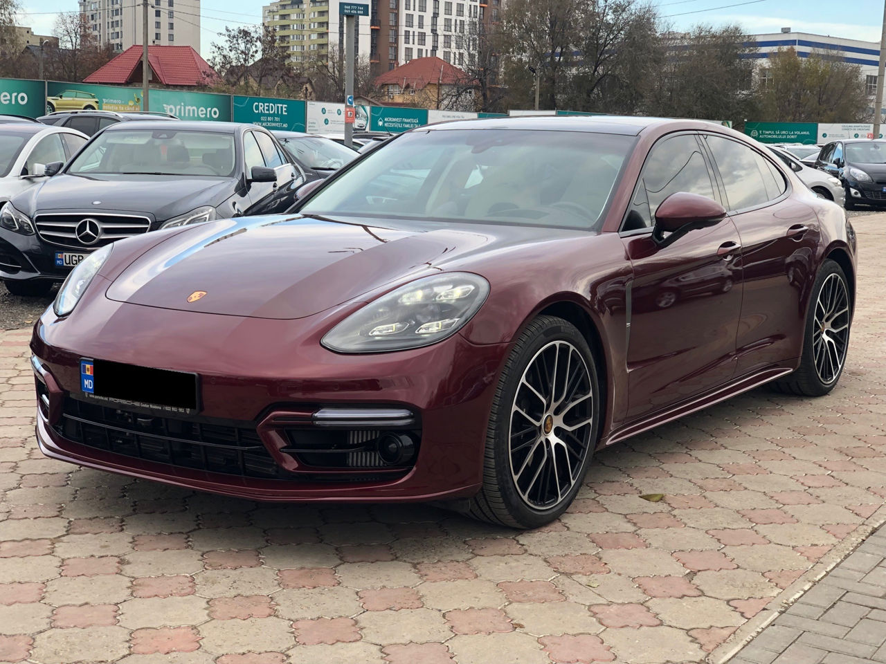 Porsche Panamera foto 0