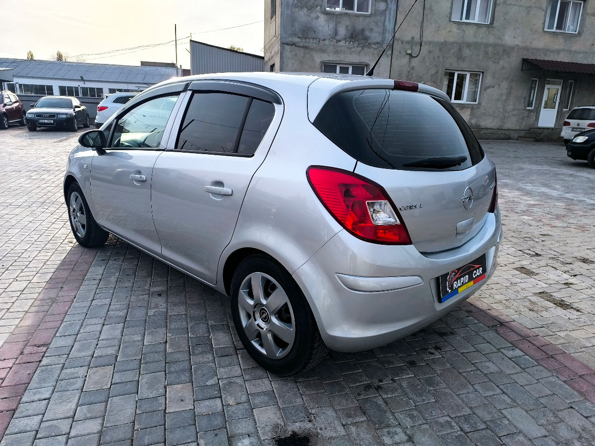 Opel Corsa foto 4