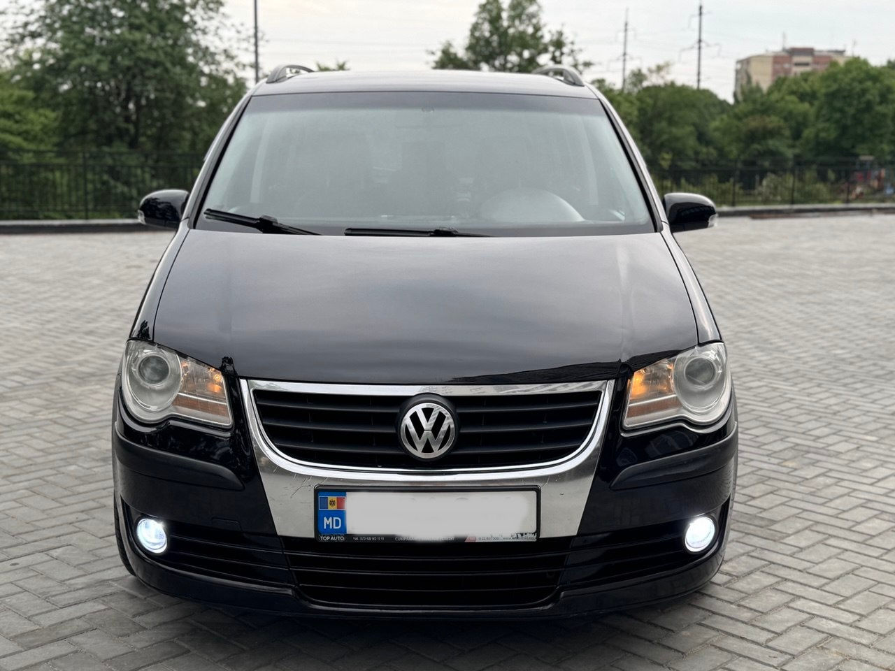 Volkswagen Touran фото 6