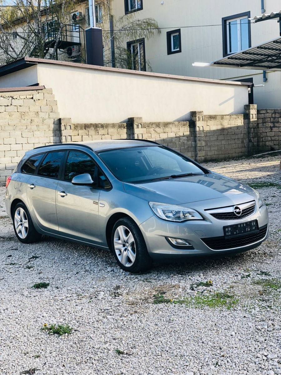 Opel Astra foto 0
