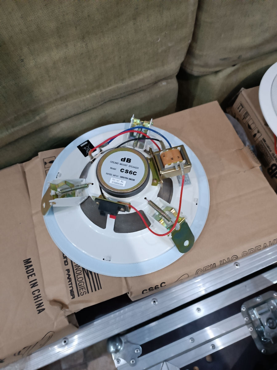 Sistem audio interior foto 1