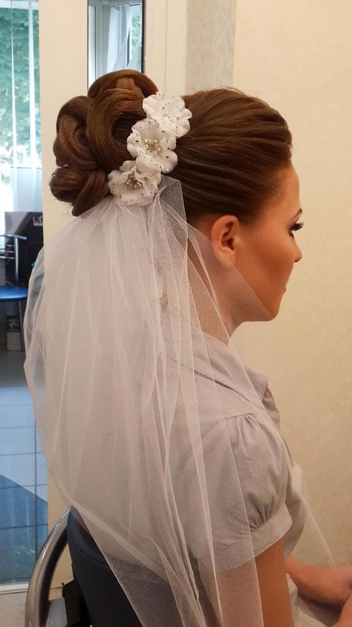 Coafuri De Seara De La 100 180 Leimachiaj Profesional 180 Lei