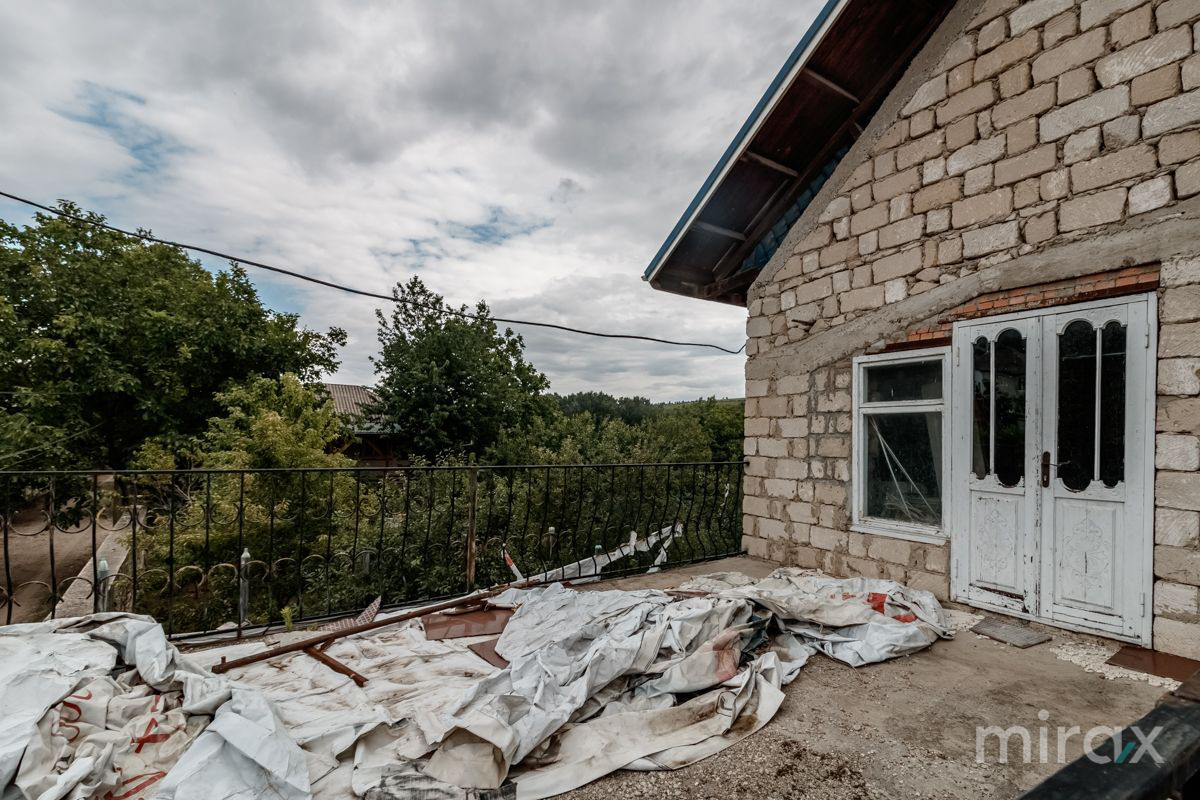 Se vinde vilă pe malul lacului amplasată în s. Hrușova, IP Valea Fermecată фото 4