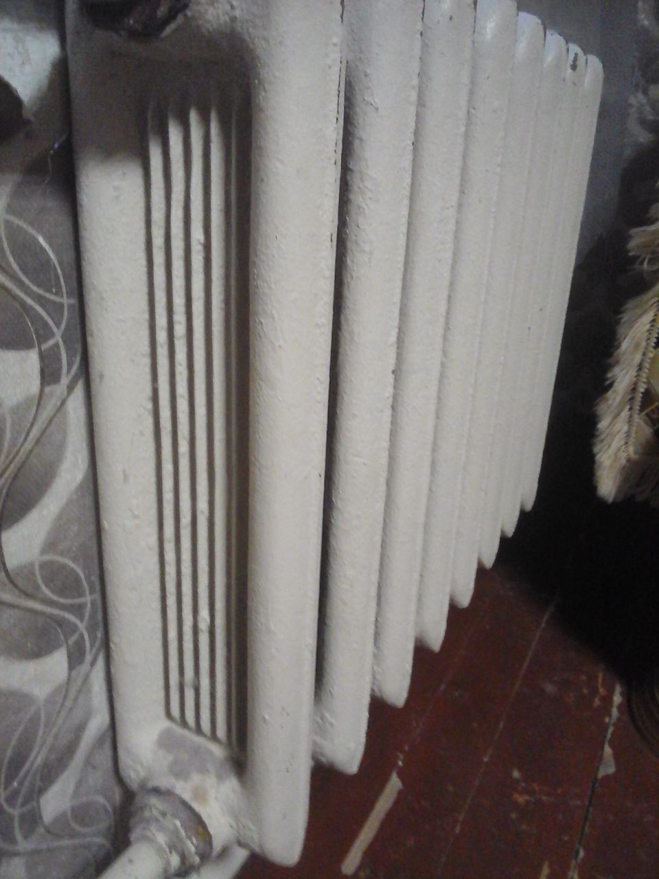 Б/У радиаторы советские,чугун,рабочие 8+8 секций- 50 л/сек.(Торг ...