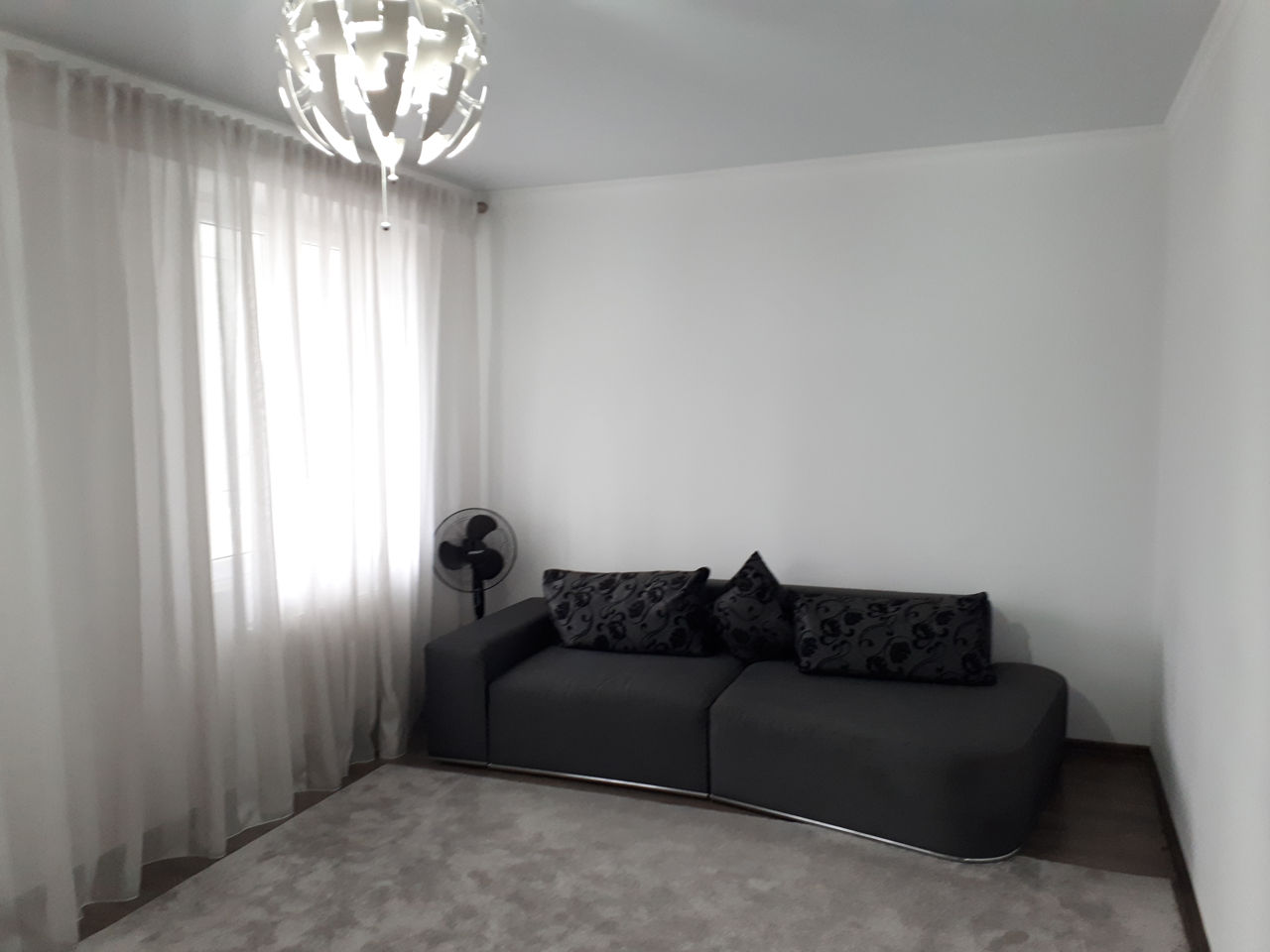 Apartament cu 2 camere, 75 m², Telecentru, Chișinău foto 8