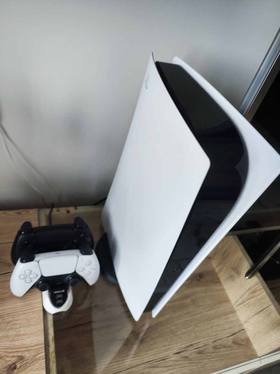Play Station 5 Disc Edition foto 1