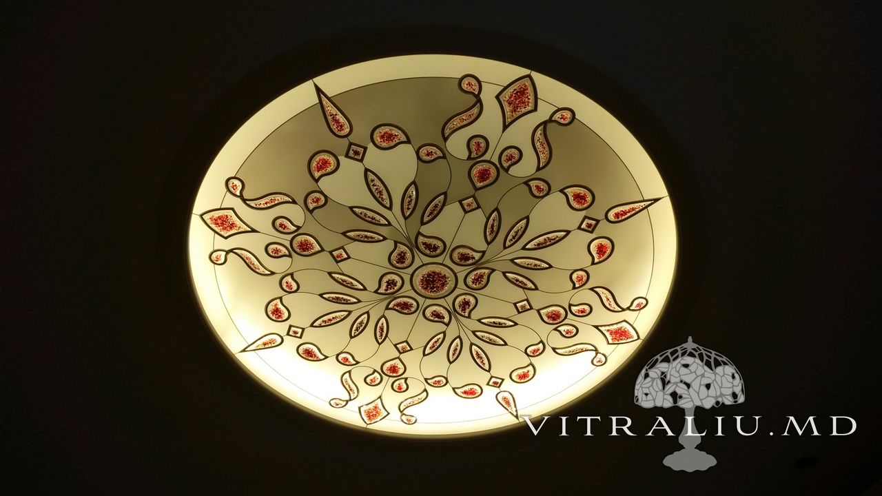 Tavane cu vitraliu şi decoraţiuni din sticlă / витражные потолки и декорации из стекла foto 7