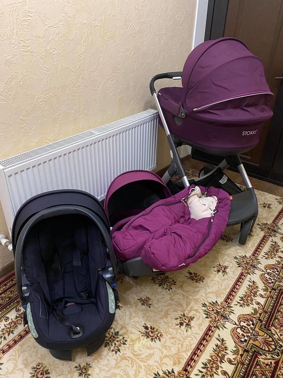 Stokke 3 в 1 - 350 евро. Люлька, прогулочныи блок и автолюлька. Зимнии ...
