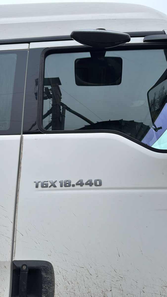 Man TGX 18 .440  foto 3