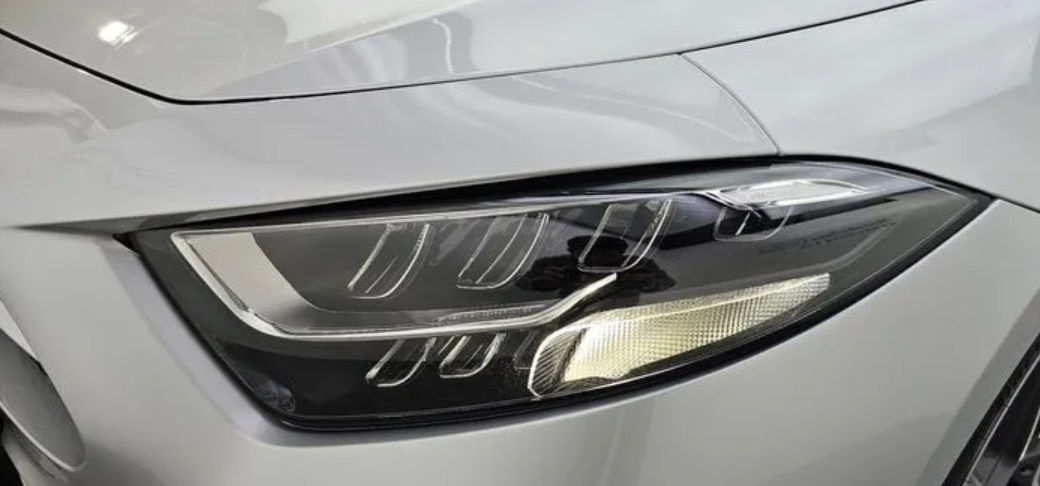 Mercedes CLS Class foto 8